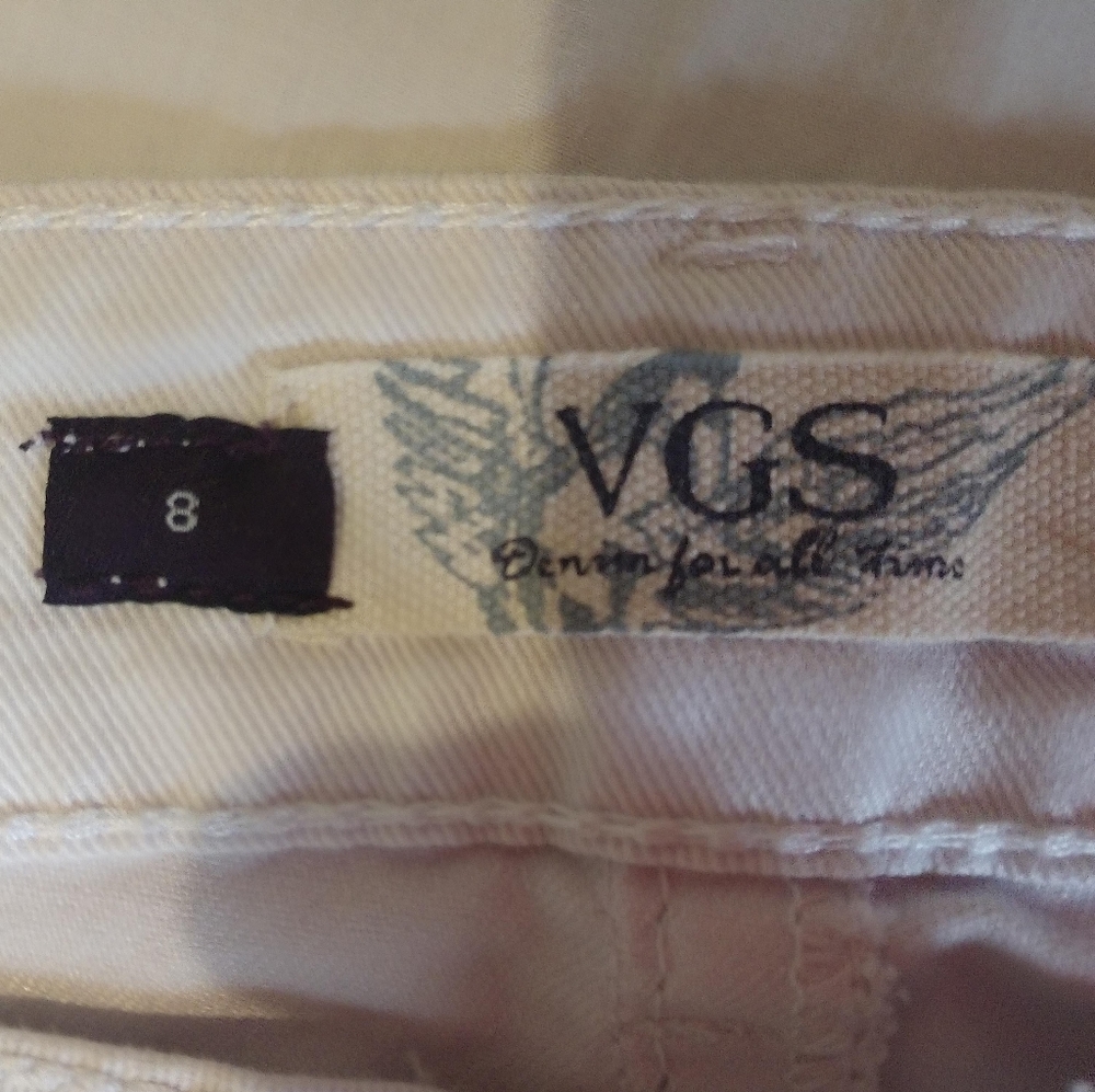 VGS white capris - Picture 2 of 2